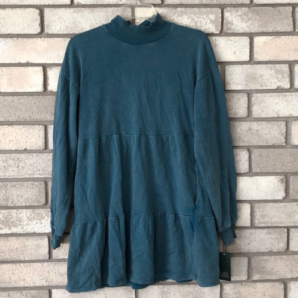 3for$20 NWT long blouse / mini dress size small fade wash look